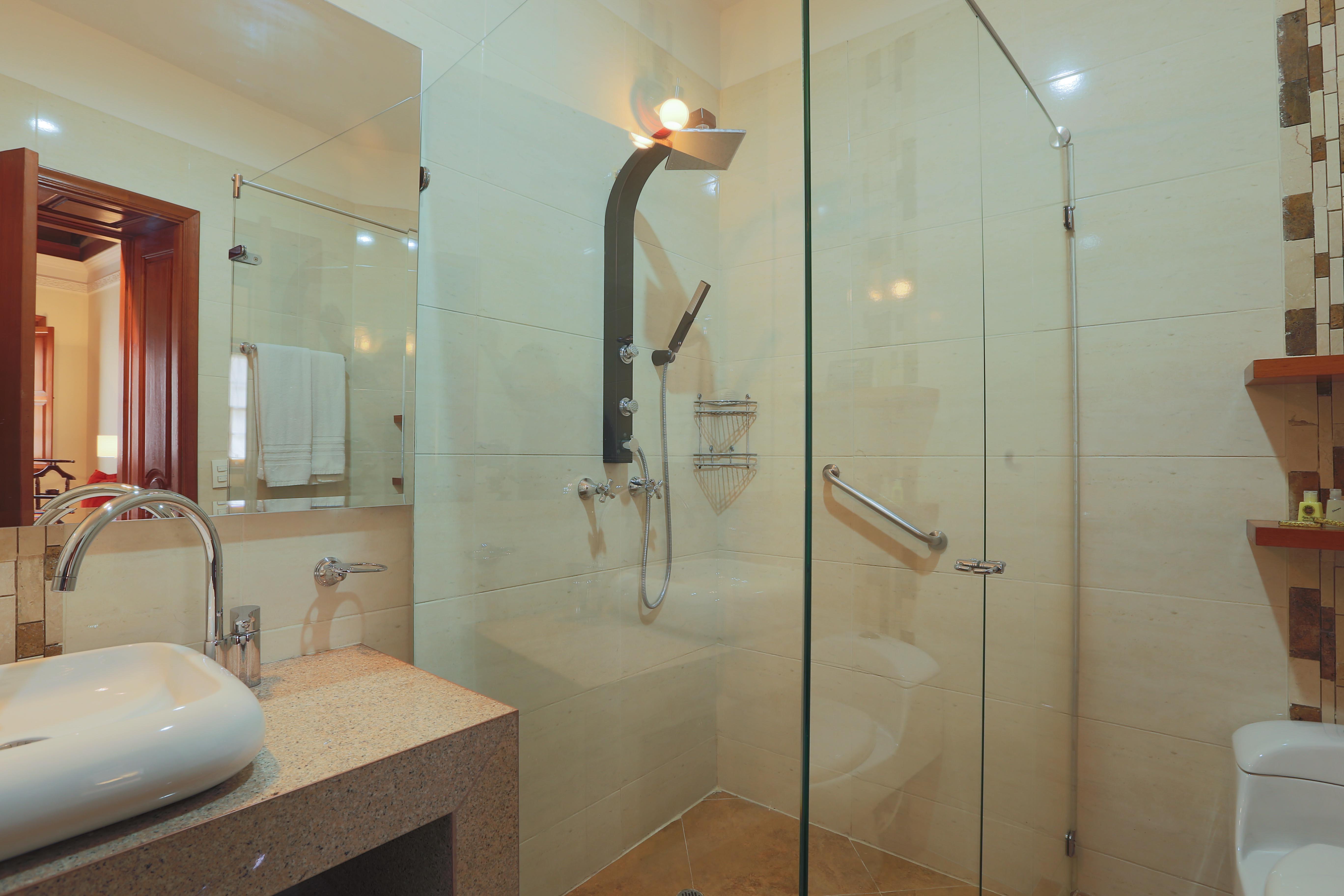 Hotel Santa Lucia Boutique Spa Μπογκοτά Εξωτερικό φωτογραφία A shower enclosure