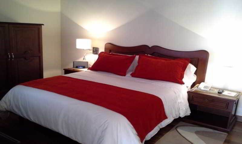 Hotel Santa Lucia Boutique Spa Μπογκοτά Εξωτερικό φωτογραφία A bed runner