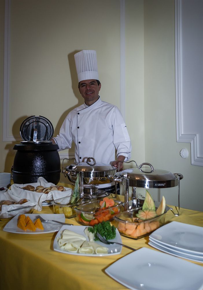 Hotel Santa Lucia Boutique Spa Μπογκοτά Εξωτερικό φωτογραφία A buffet at a hotel