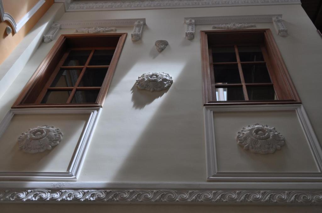 Hotel Santa Lucia Boutique Spa Μπογκοτά Εξωτερικό φωτογραφία The windows of the house